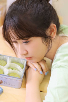 女友在工地被灌满精